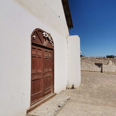 Iglesia Pueblo de Molinos Valle de Lluta fachada puerta