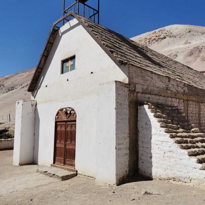 Iglesia Pueblo de Molinos Valle de Lluta vista lateral