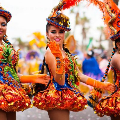 Bailarinas Carnaval de Arica